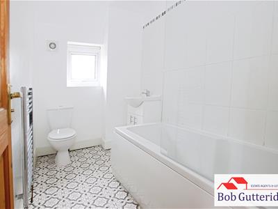 FIRST FLOOR BATHROOM